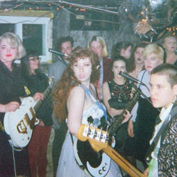 Dazey And The Scouts